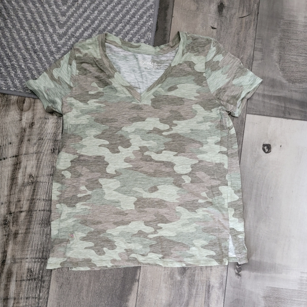 Camafloug shirt